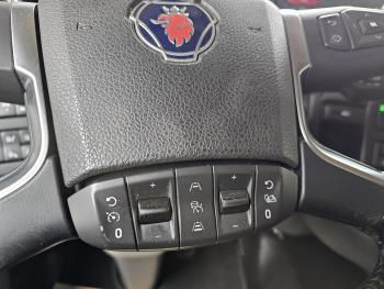 R500 6x2*4  / LIFT STEERING AXLE / RETARDER / WB 295 cm